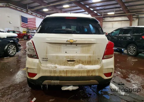 2018 Chevrolet Trax 1Lt z USA, uszkodzony, nr VIN KL7CJLSB8JB716450